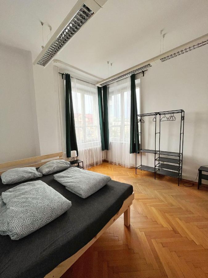 Nice View Rooms In Old Town Krakow Ngoại thất bức ảnh