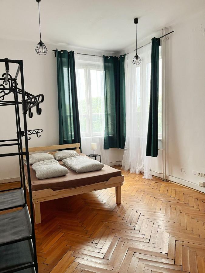Nice View Rooms In Old Town Krakow Ngoại thất bức ảnh
